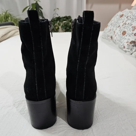 Vince Camuto Kymra Bootie Size 7 - Picture 5 of 15